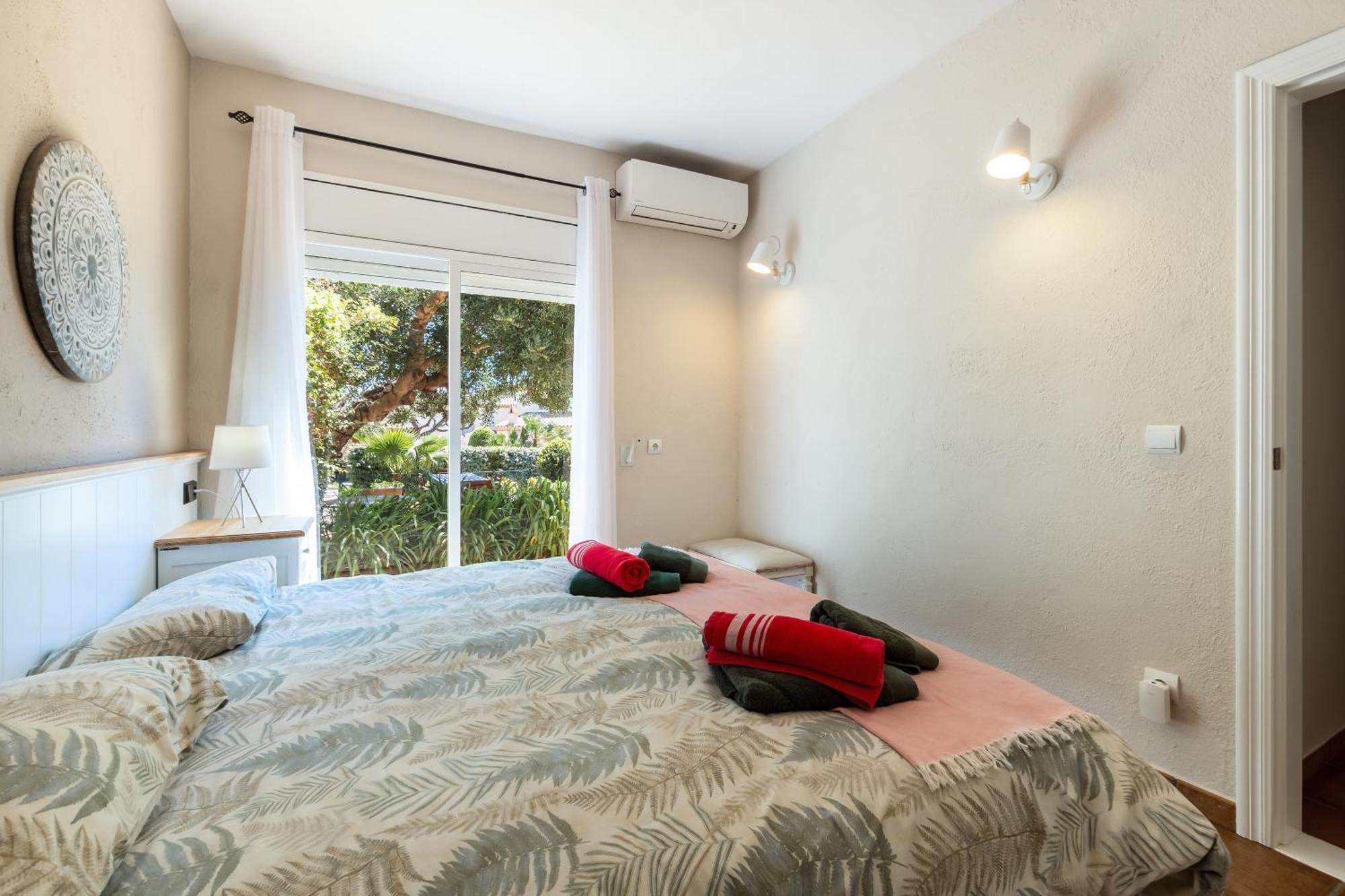 Villa Golfy 8 Golf Bonmont Terres Noves Екстер'єр фото